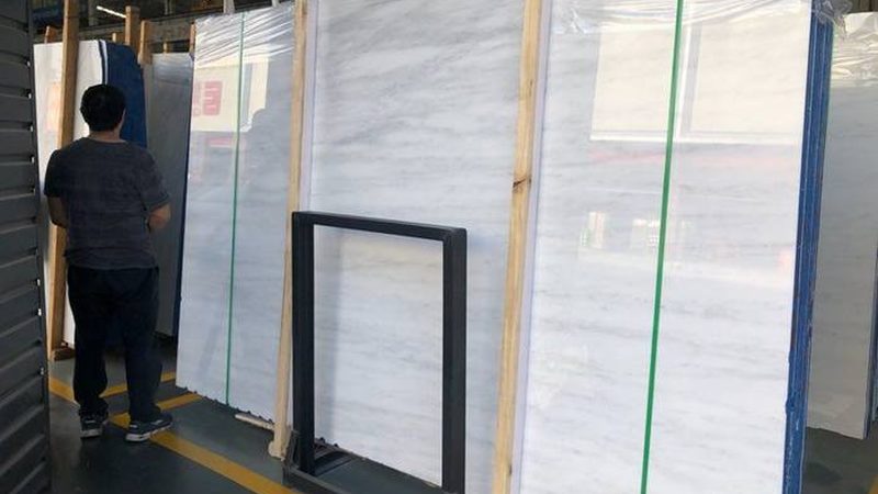 大理石餐桌价格多少钱