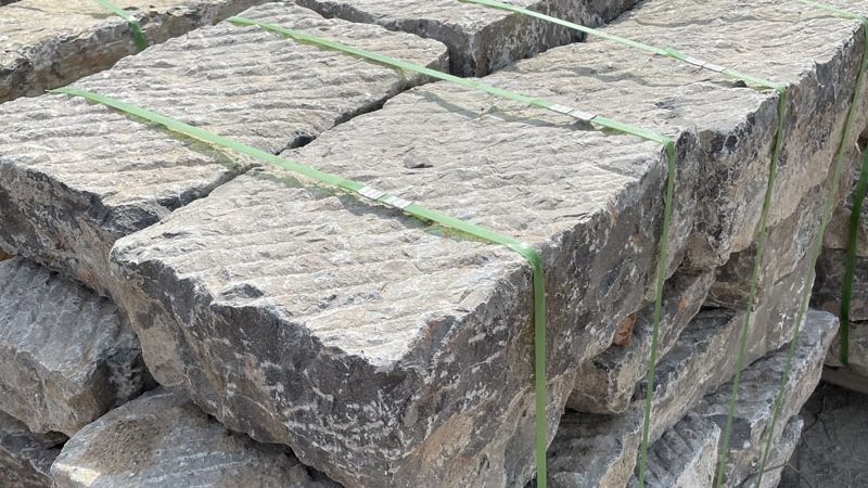 上海石材幕墙施工步骤全解析：从基础到细节，掌握关键要点